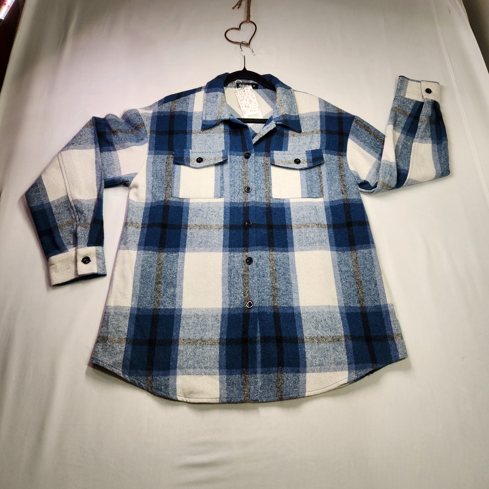 ⭐️NWT Automet CabinCore Plaid Flannel Shacket Blue White Oversized Jacket Small